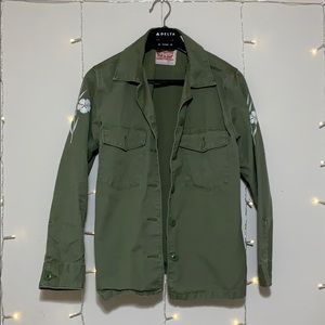 Levi’s Embroidered Shirt Jacket (Army Green)